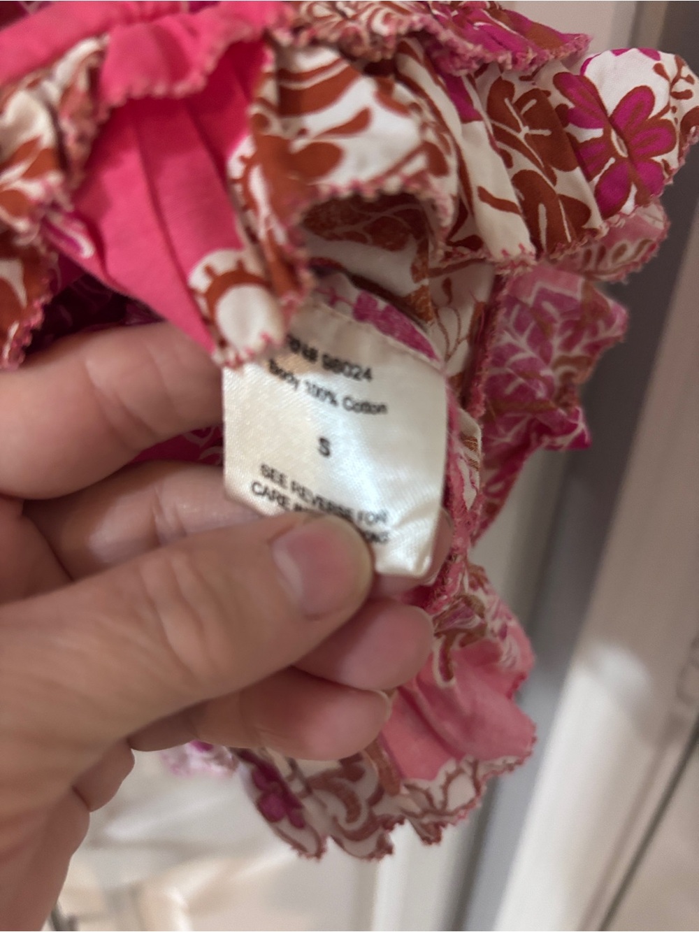 Ruffled Floral Print Sleeveless Blouse - Pink - Picture 3 of 5